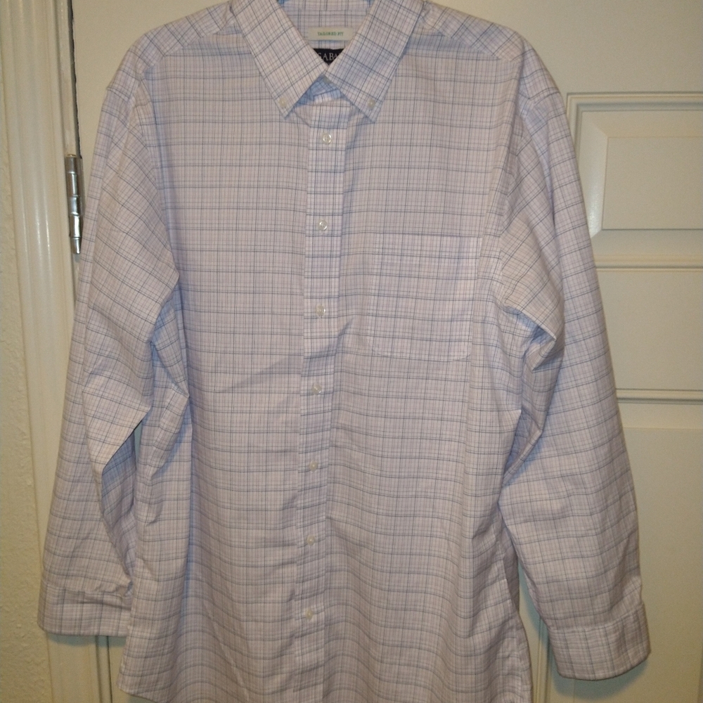 Jos A Bank Traveler Tailored Fit Long Sleeve Button Down Shirt Men's 14.5-32/33.
